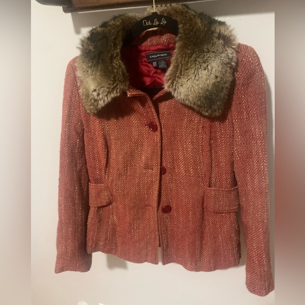 ZARA Womans coat sz 10 red detachable hood - Picture 2 of 6